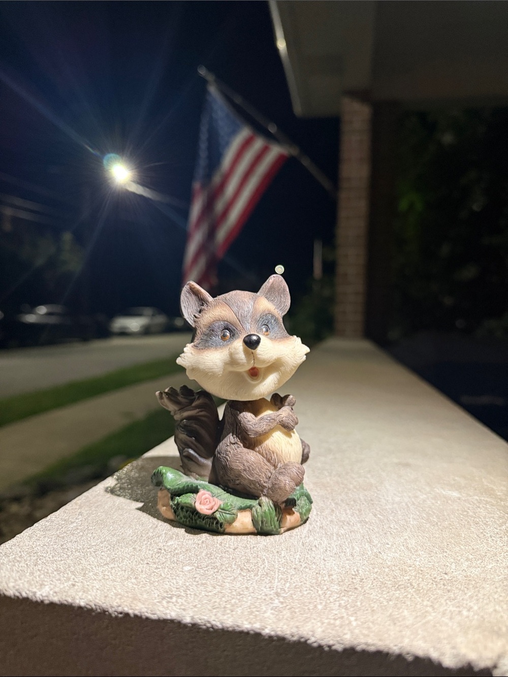 Charming Brown Raccoon Bobble-Head Figurine Home Art - Unbranded